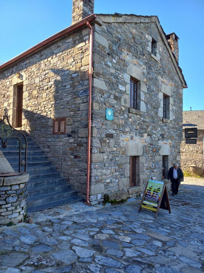 Hôtel La Venta Celta à O Cebrero Extérieur photo