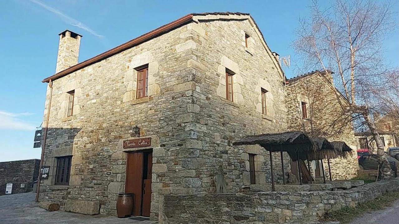 Hôtel La Venta Celta à O Cebrero Extérieur photo